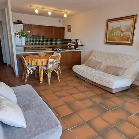 2 Pièces Avec Piscine Et Garage à - Fr-1-780-71 Sainte-Maxime